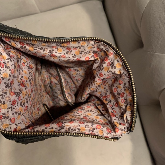 DSW purse - Picture 2 of 2